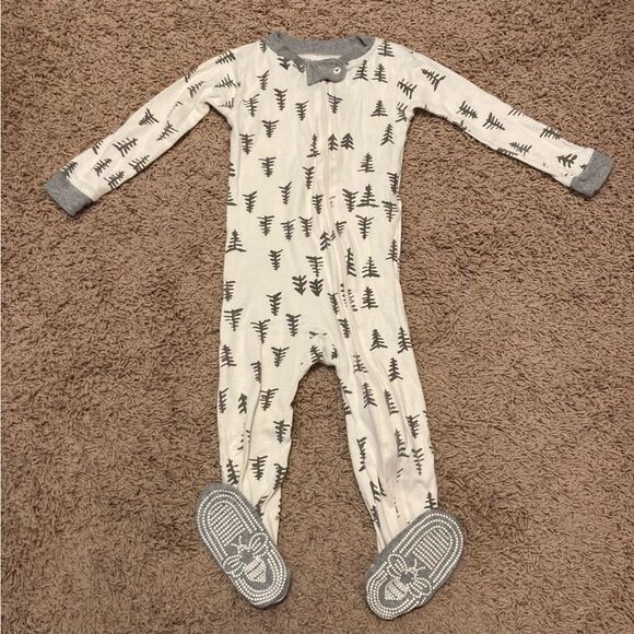 Burt’s Bees Baby Sleeper 18 Months Snug Fitting with Gripper Feet Organic Cotton - Picture 1 of 9